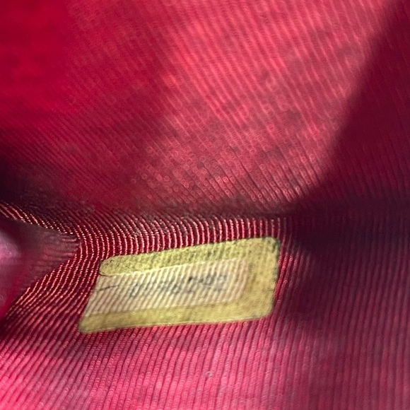 Chanel Quilted Flap card/ coin holder in Red Lambskin leather, intact sticker. - Picture 5 of 14